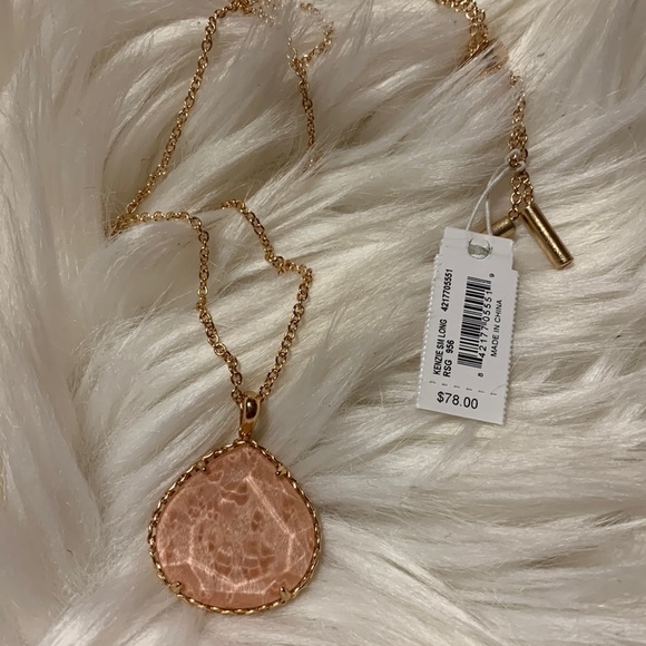 Kendra Scott Jewelry - Kendra Scott Kenzie Coral Necklace